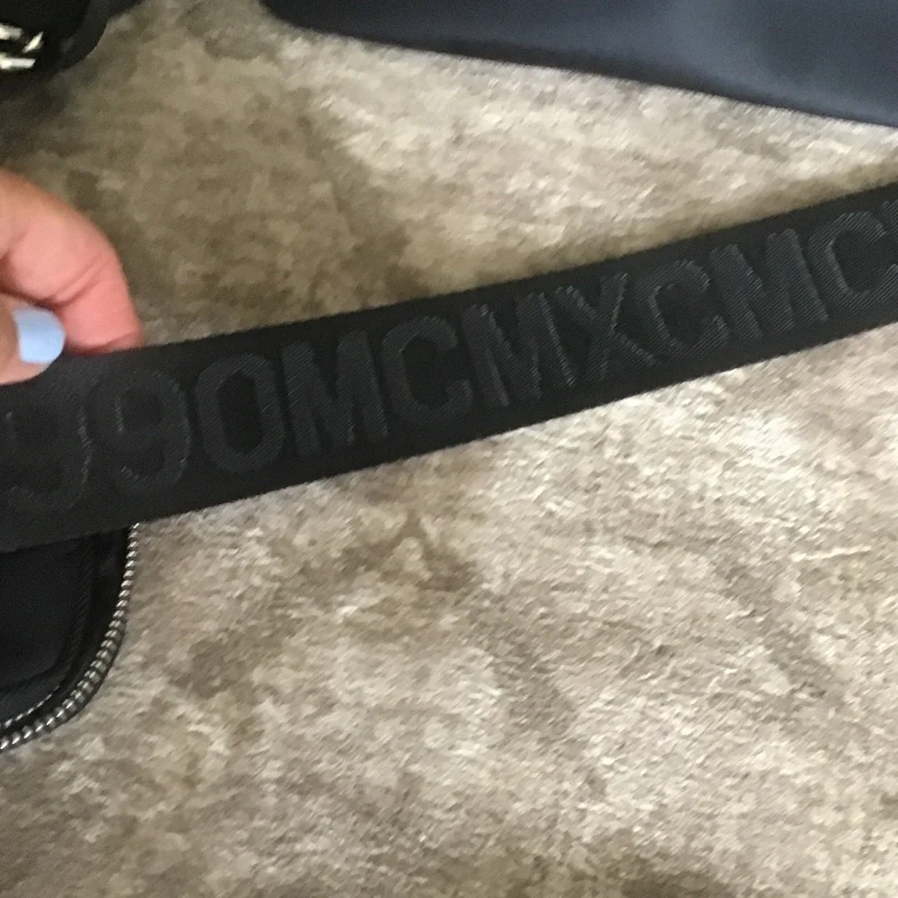Steve Madden sleek steve